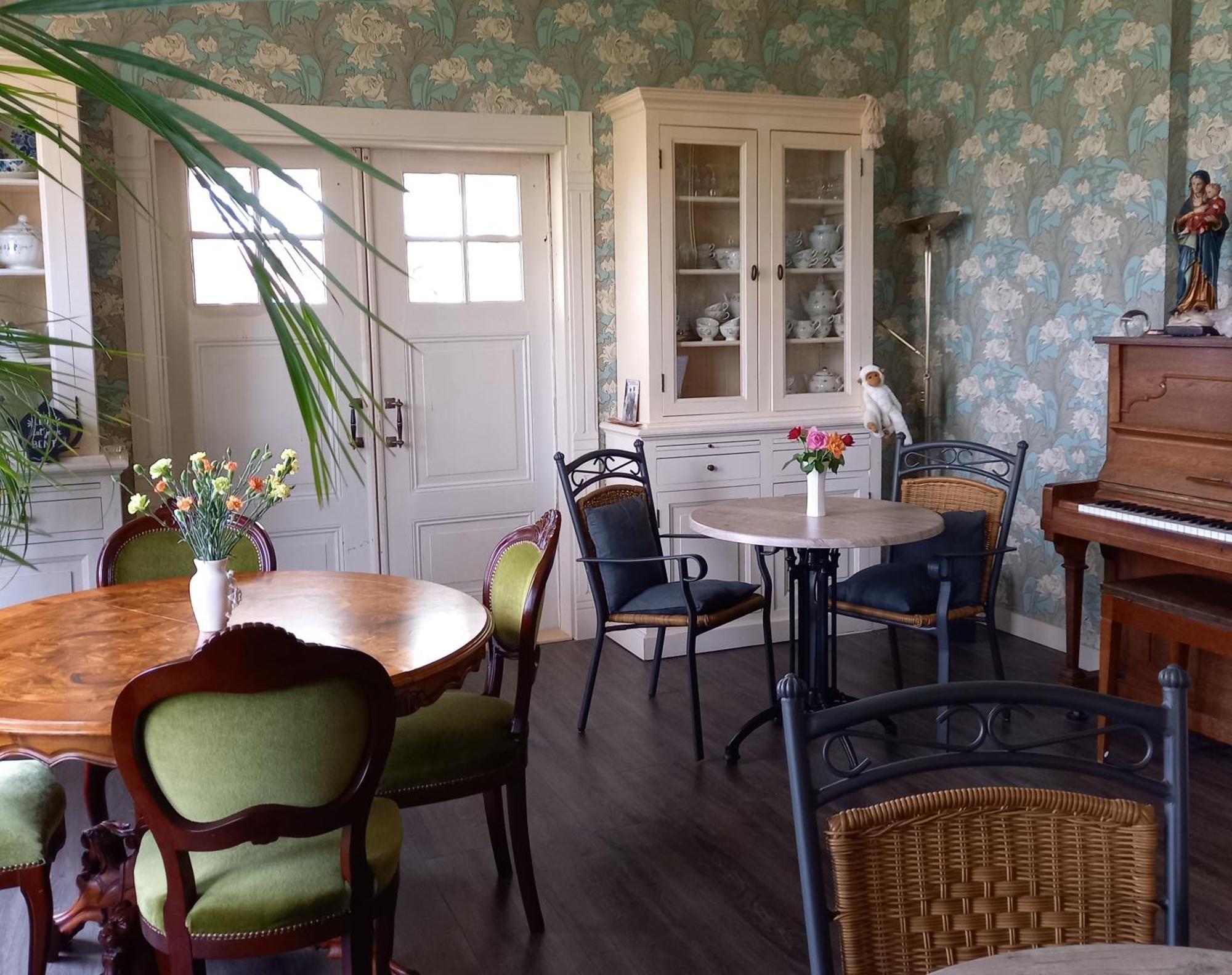 B&B Villa De Beuk Stadskanaal Eksteriør bilde